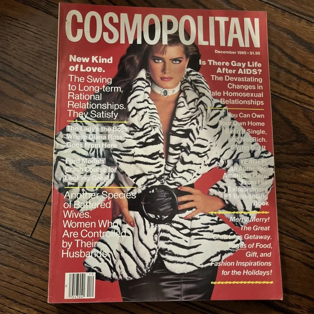 DECEMBER 1985 COSMOPOLITAN MAGAZINE, BROOKE Shields Cover. Diana Ross Article